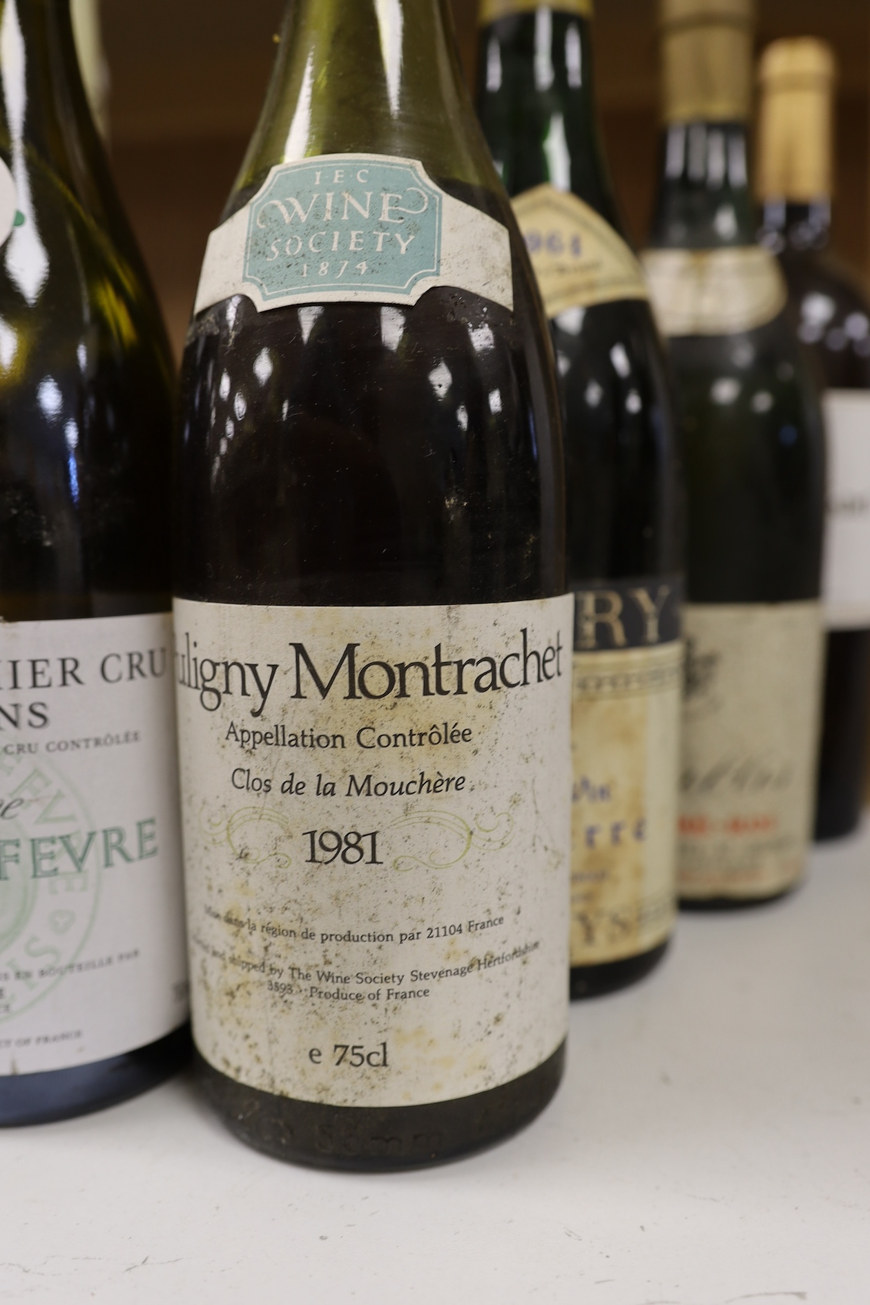 Six bottles of mixed wine to include Bordeaux, Sancerre, Chablis, Puissé, dates vary 1961-2003